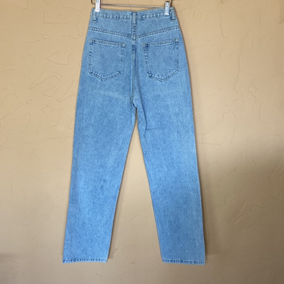 NWT Petal and Pup Light Wash Straight Leg jeans with Slits at Bottom - Picture 7 of 8